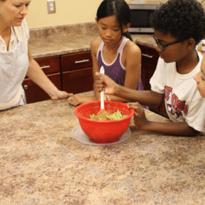 Elizabeth Speed cooks with kids in Oxford, Mississippi